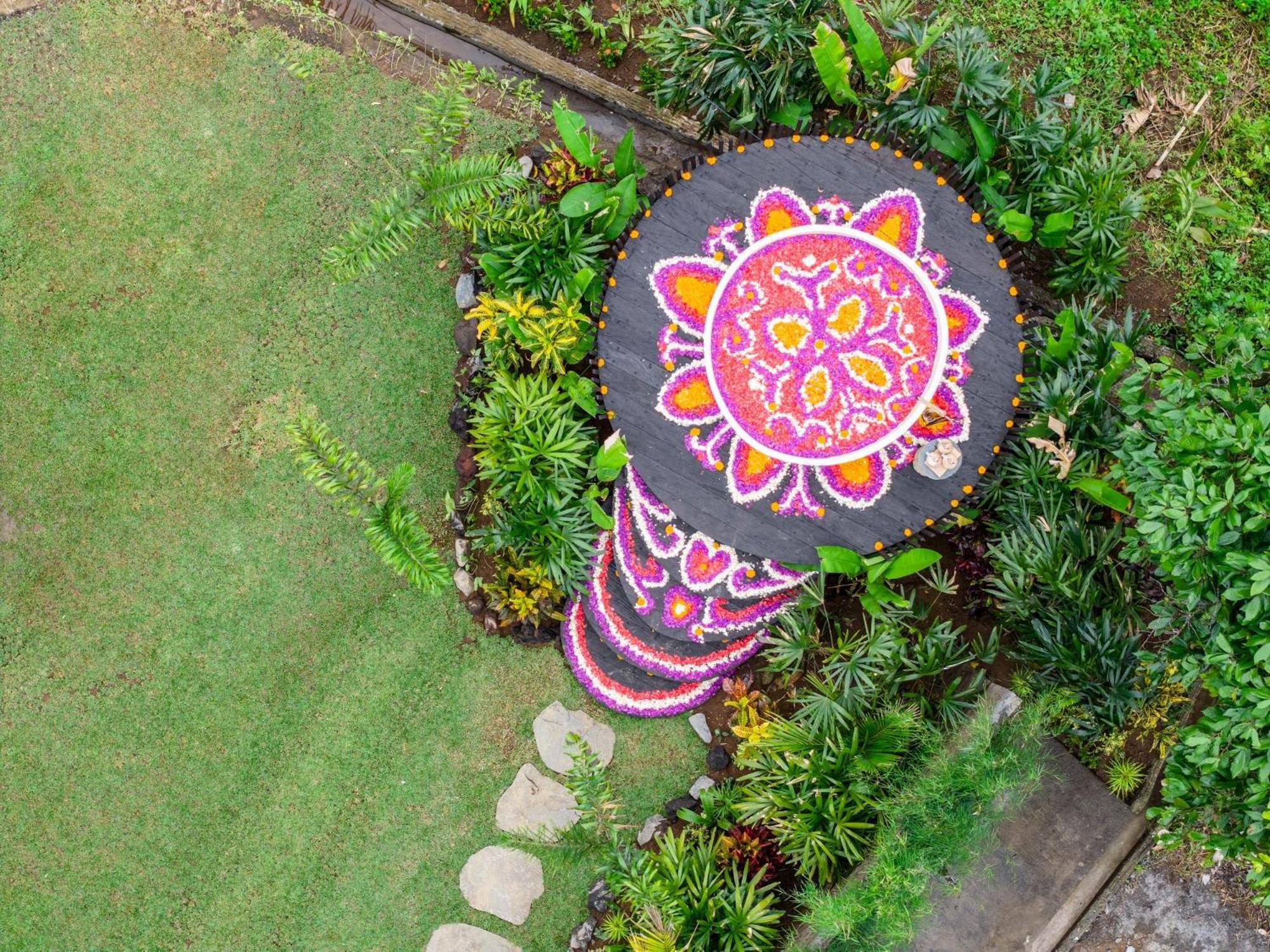 Magic Hills Bali - Magical Eco-Luxury Lodge Selat Zewnętrze zdjęcie